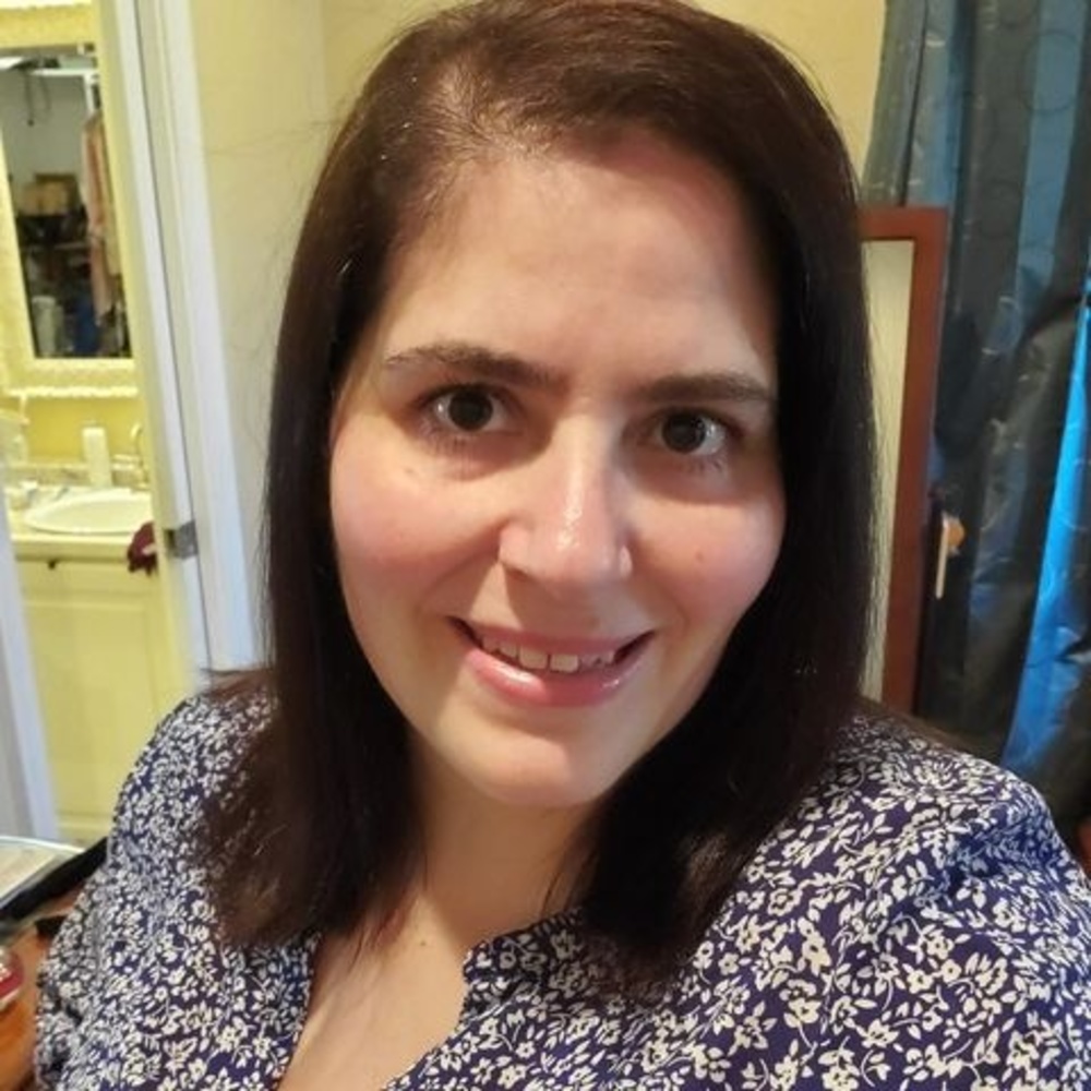 Meet your Posher, Laura